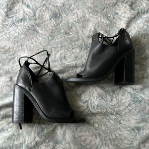 Steve Madden black leather open toed booties
